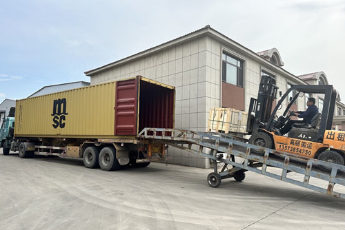 发往美国的2*24叉叉和1-1/4*12叉叉热镀锌美式花篮发